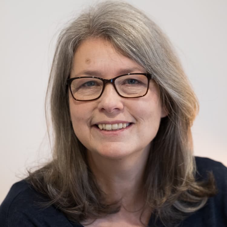 Lindsay Allott